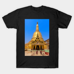 Shwemawdaw Temple, Bago. T-Shirt